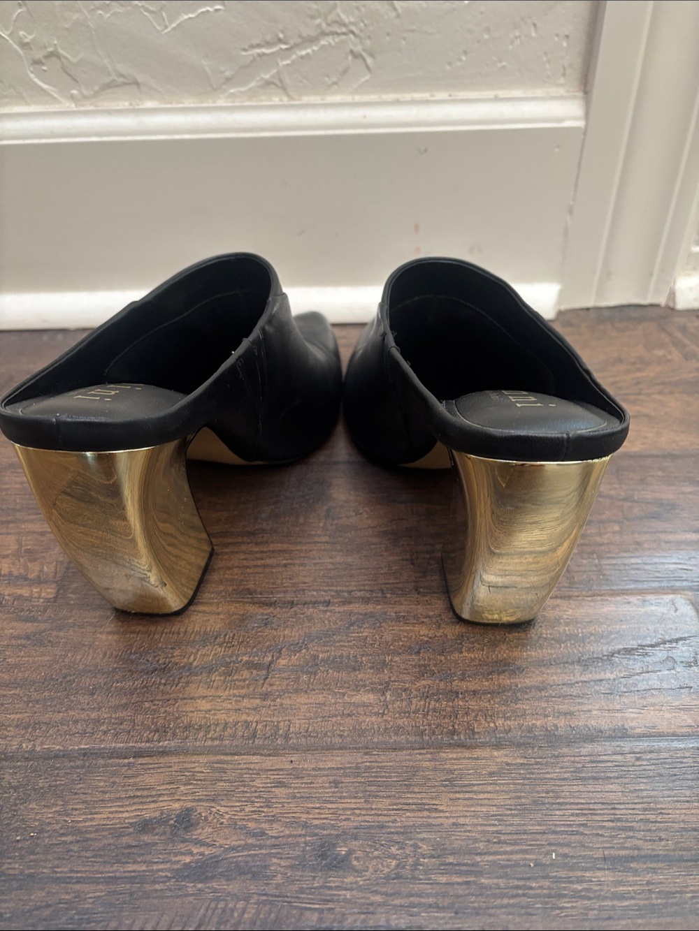 Gianni Bini Black Pointed Leather Mule with Sculpted Gold Heel - Picture 5 of 8